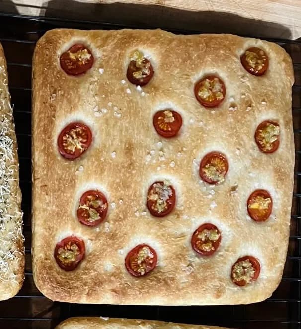 Focaccia (Cherry Tomato and Garlic)