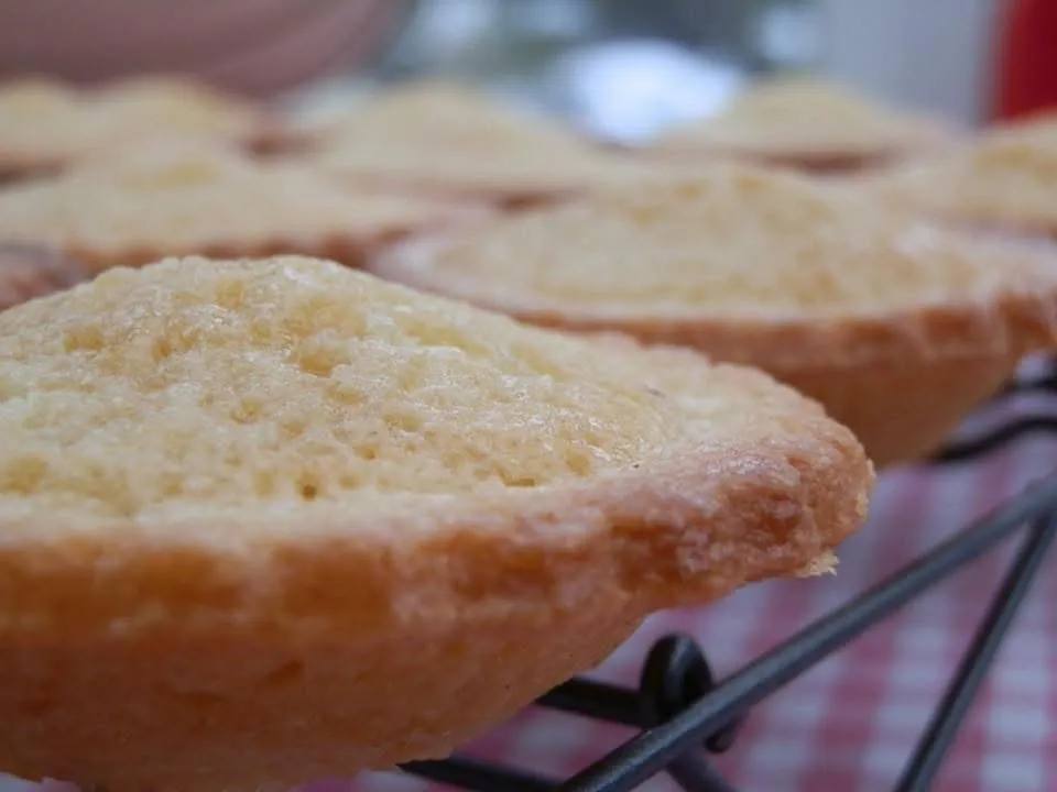 Frangipane individual tartlets