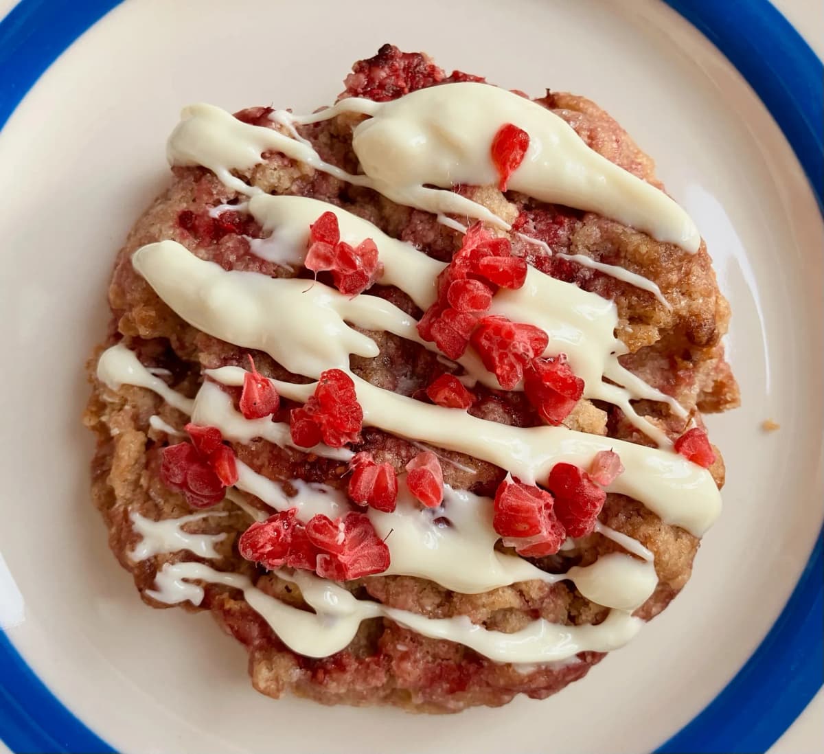 White chocolate and raspberry cookies